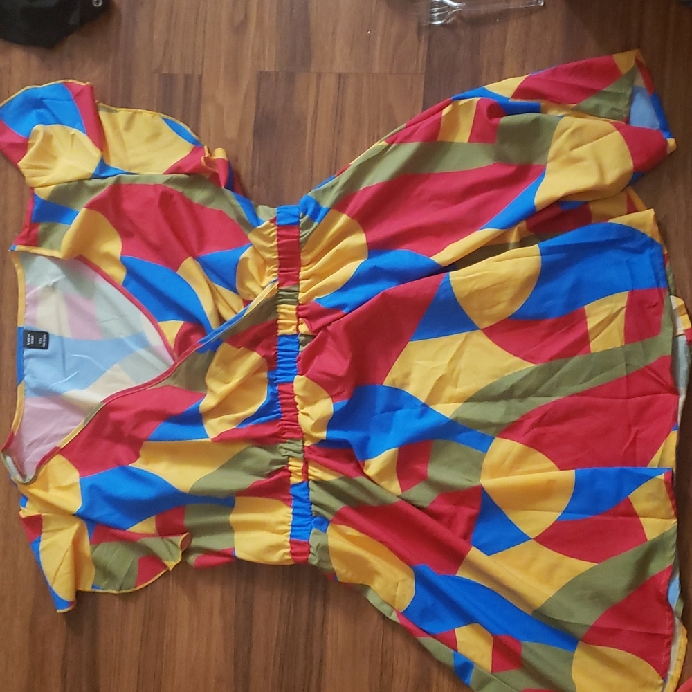 Dress - Picture 2 of 3